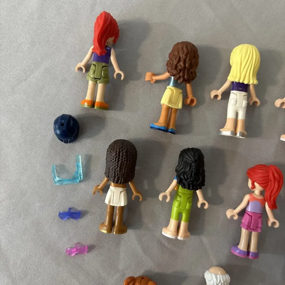 Lego Friends Random Female Girl Accessories Minifigures Marcel Ava, Lot of 12